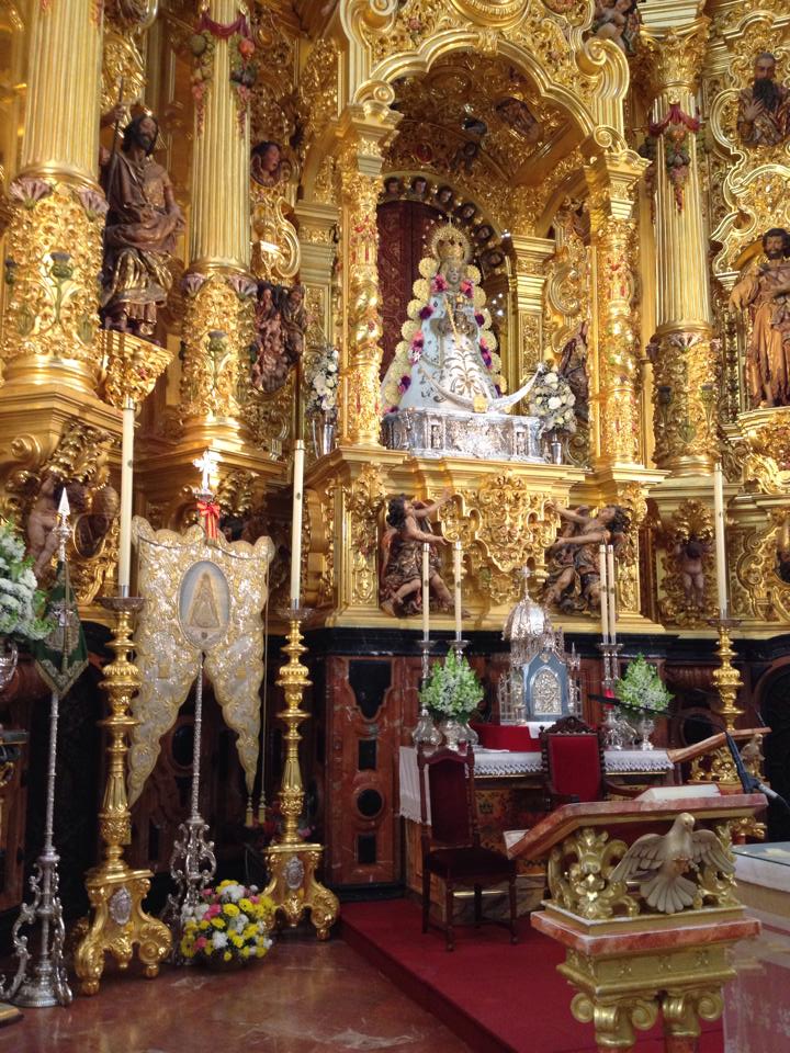 La Virgen te está esperando (Foto de Manuel Romero)