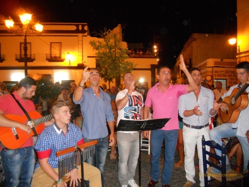 Momento de cantar las sevillanas