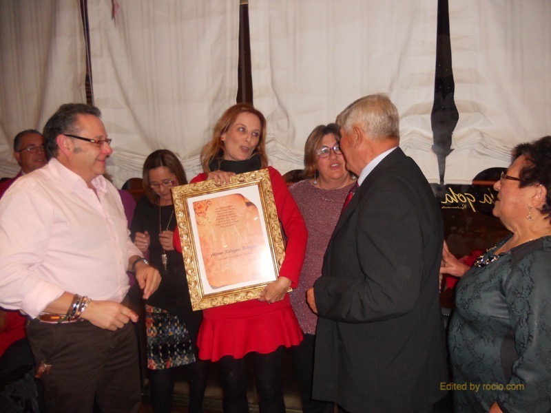 La Peña -La Bota-, fundada por Alfonso, se une al homenaje