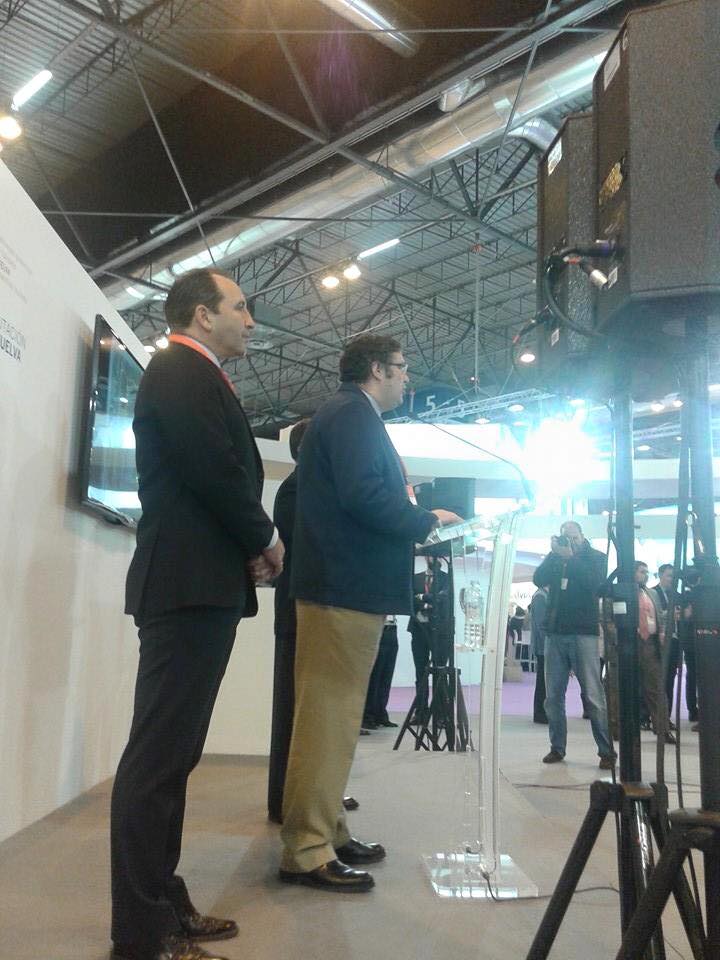 Presidente de la Matriz junto al Alcalde de Almonte fitur 2015 Presidente de la Matriz junto al Alcalde de Almonte fitur 2015
