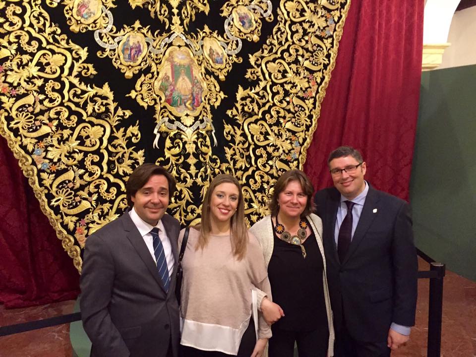 Virgen Rocio manto 2016 sevilla-1