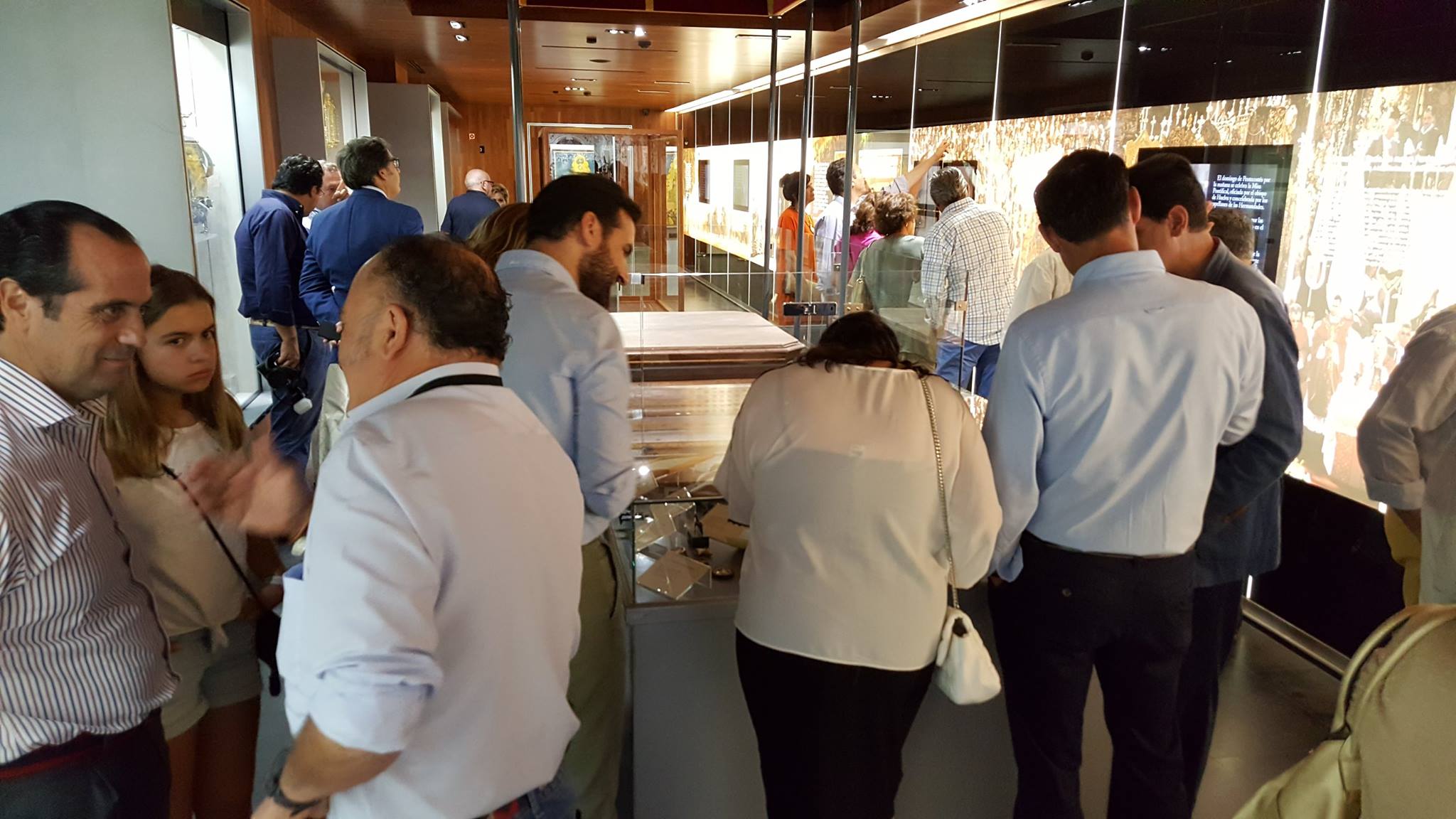 exposicion-en-tesoros-rocio-9