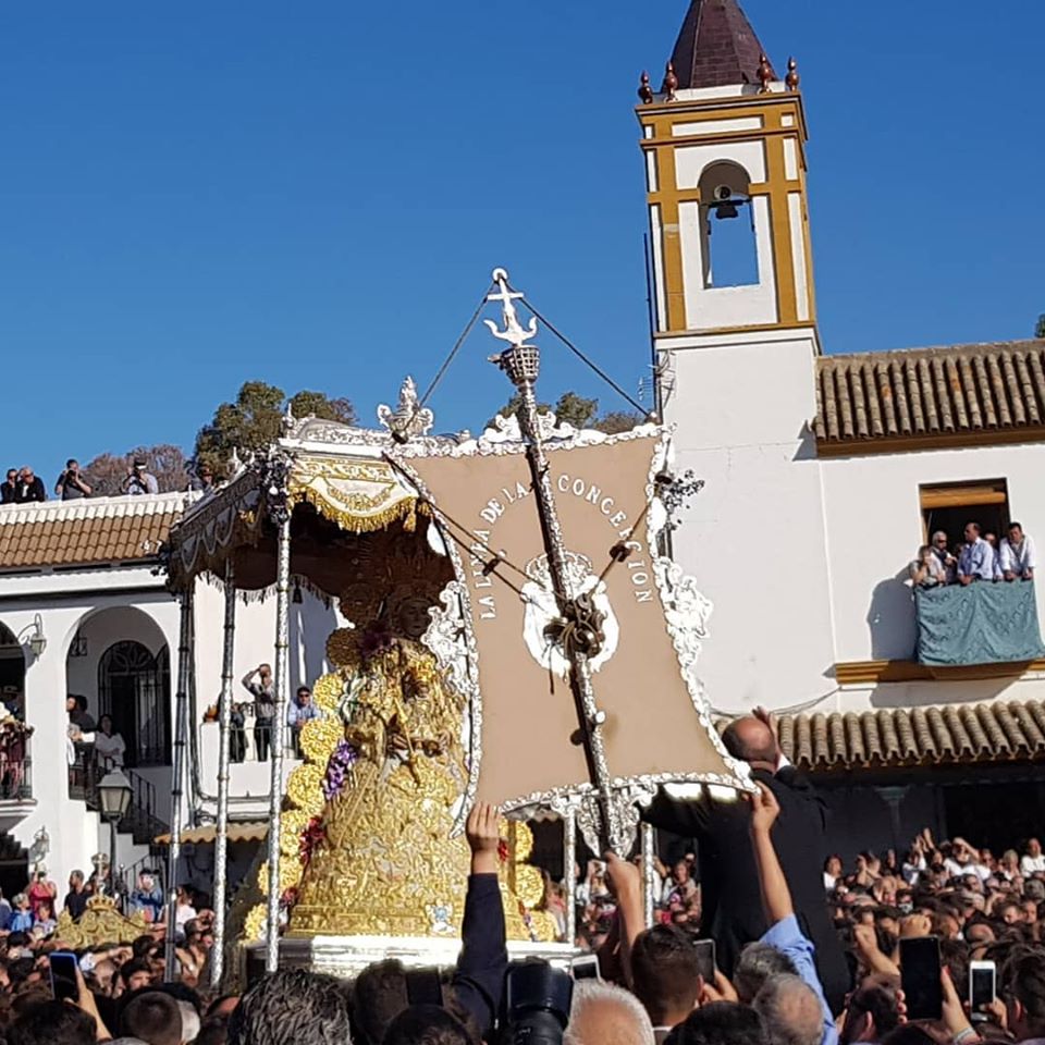 La Linea 2 procesion rocio 2019