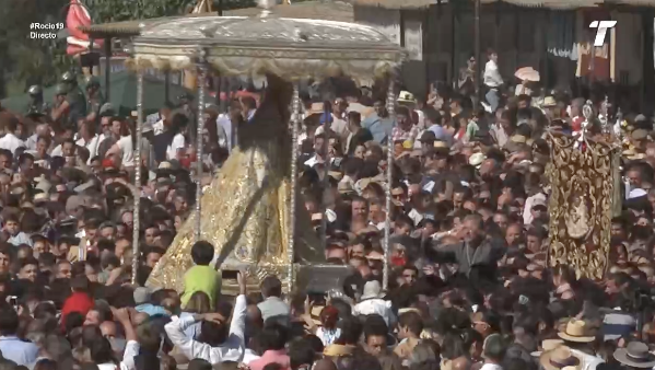 Procesion rocio 2019 por teleonuba