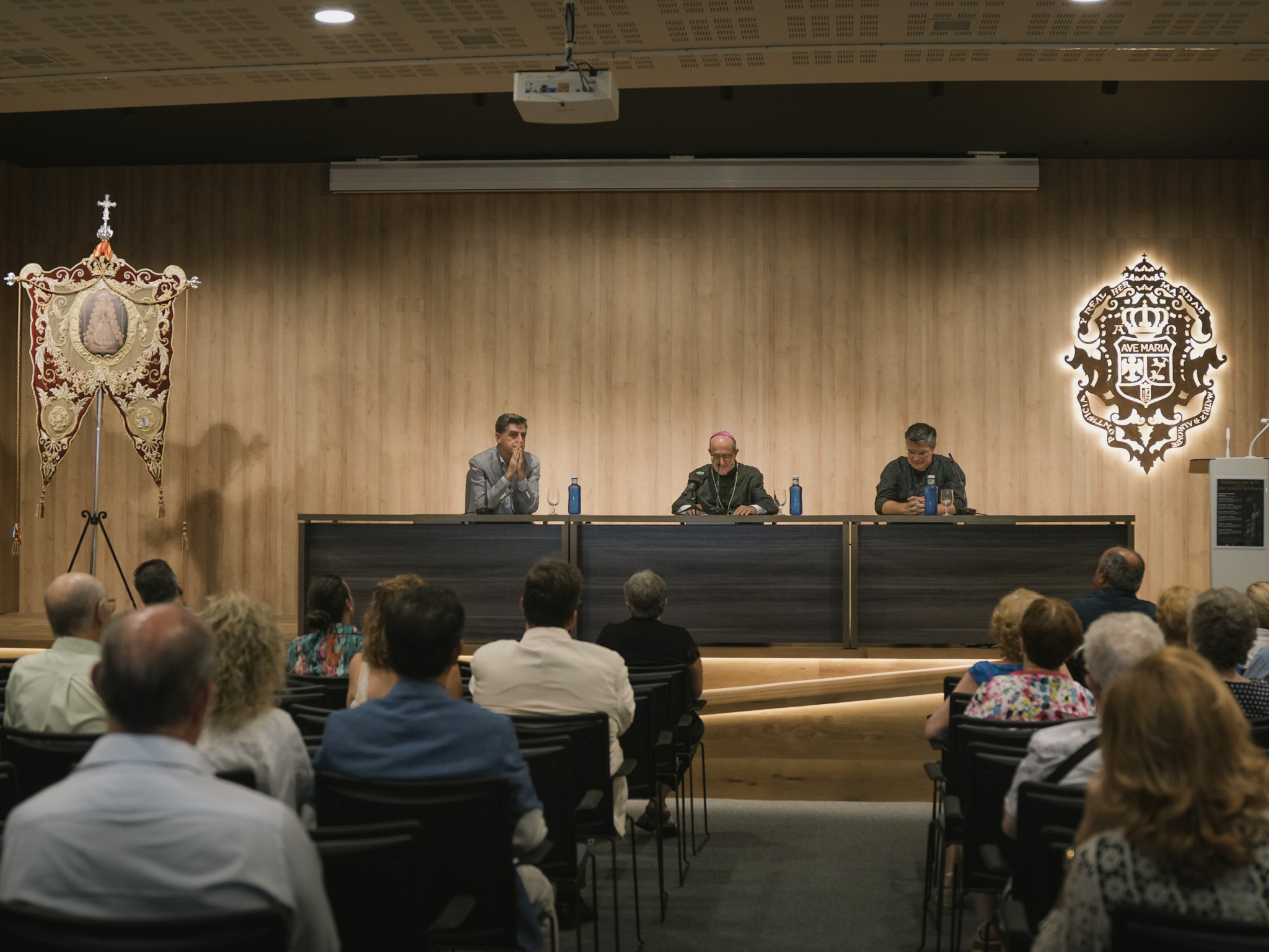 conferencia obispo de huelva