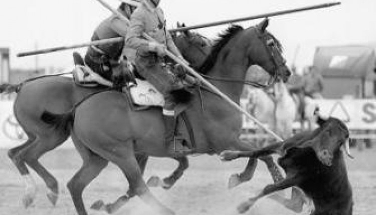 Cita de grandes garrochistas en El Rocío a partir de hoy