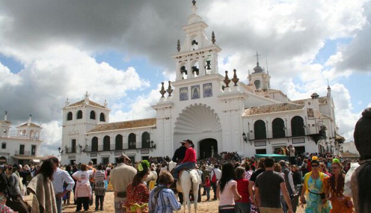 Huelva no podrá cambiar el camino al Rocío hasta 2010