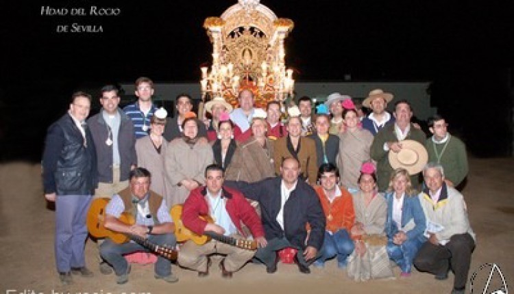 El coro de la Hermandad del Rocio de Sevilla-Salvador, cantara este año la solemne misa pontifical de Pentecostes