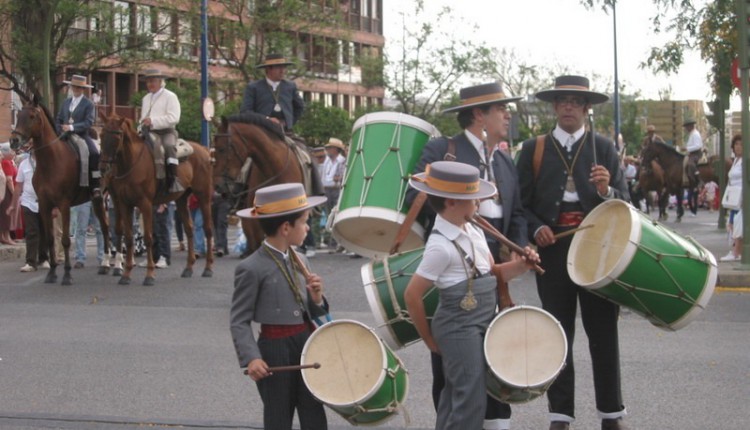 Fotos entrada en Sevilla de Macarena, Sevilla, Triana y el Cerro 2009