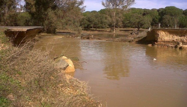 Los daños del temporal en la carretera al Rocío rondan los 45.000 euros