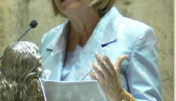 Dª MARUJA VILCHES TRUJILLO pronunciará el XXXI Pregón del Rocío de Villamanrique de la Condesa