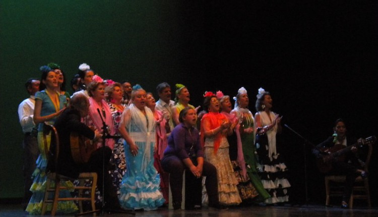 Hermandad de Torrejón de Ardoz – Actuación del coro en el Festival a beneficio de enfermos de Alzheimer.