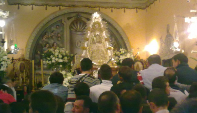 La Señora es trasladada al paso de Plata