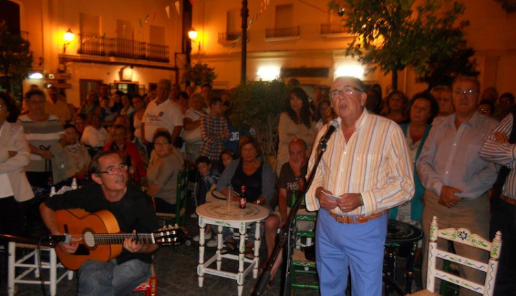 Hermandad de Isla Cristina – DIEGO MARTÍN JARA INUNDÓ LA PLAZOLETA DE SENTIMIENTO
