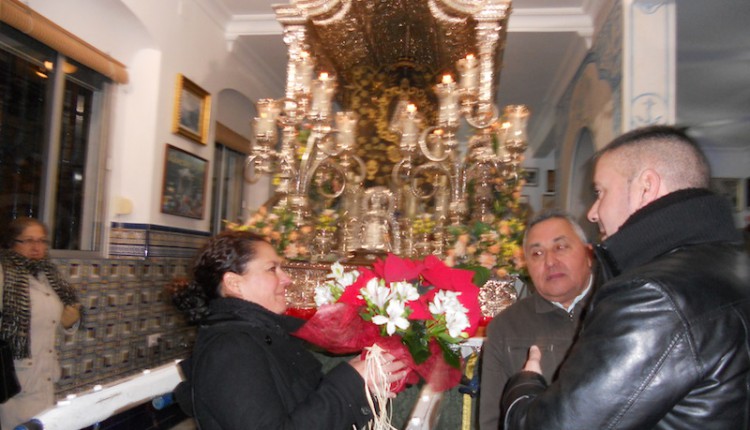 Hermandad de Isla Cristina – SIEMPRE CONTIGO CANTA LA SALVE ROCIERA