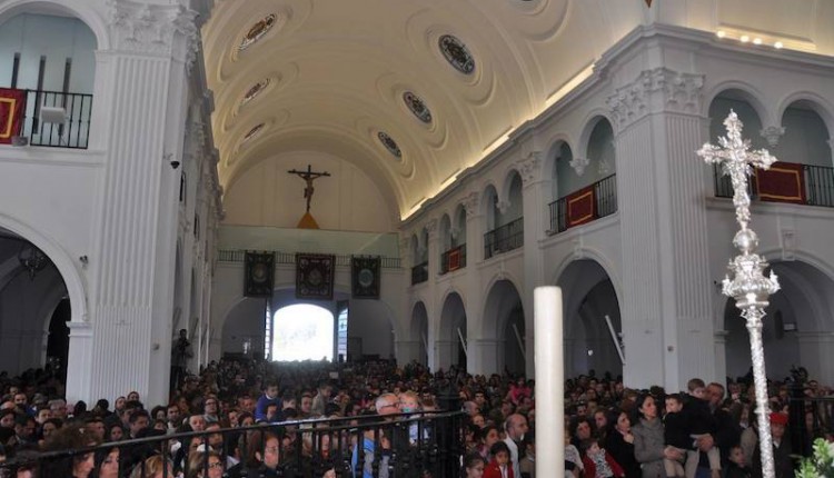Candelaria 2014 – Presentación de los niños en el Santuario de El Rocío