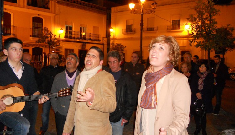 Hermandad de Isla Cristina – JOSÉ MANUEL SOSA Y SARA CÁCERES CANTAN LA SALVE