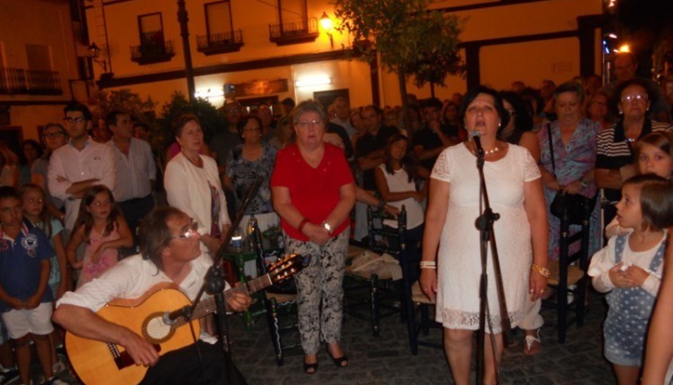 Hermandad de Isla Cristina – Loli Garrido canta la Salve