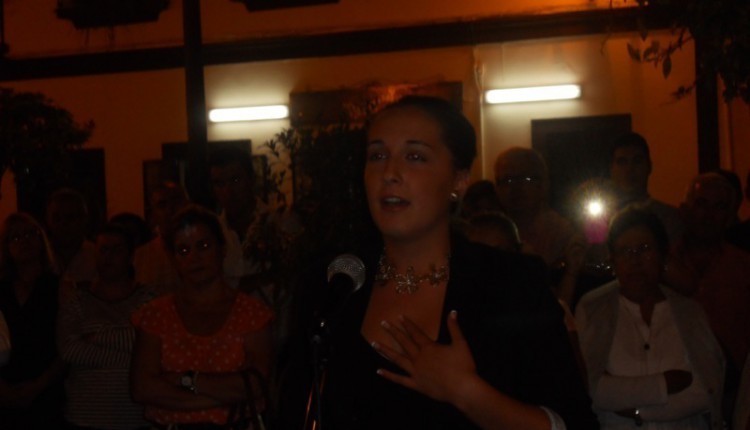 Hermandad de Isla Cristina – Inés Rodríguez canta la Salve