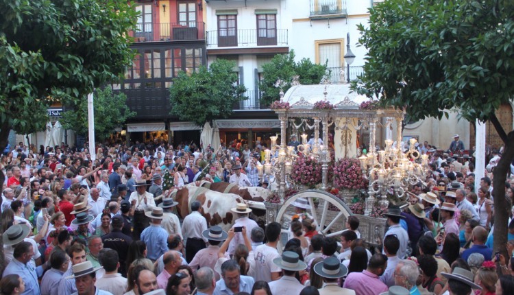 Entrada de la Hermandad de Sevilla El Salvador 2015