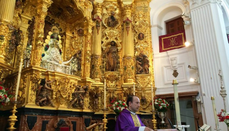 Hermandad de Torremolinos – El Papa Francisco nombra Misionero de la Misericordia al Director Espiritual de la Hermandad