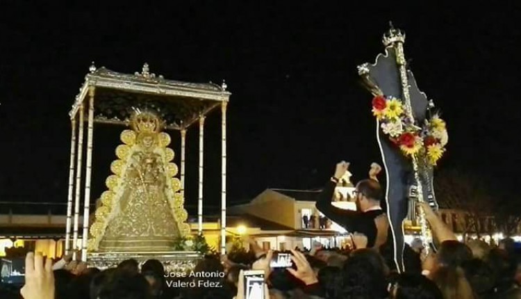 La Virgen del Rocío visita a sus Hermandades en la Romería 2016