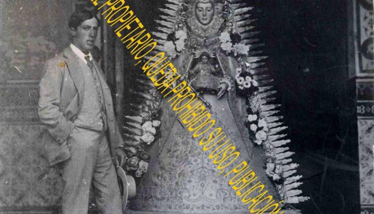 Una Foto Peculiar de la Virgen del Rocío por Javi el Almonteño
