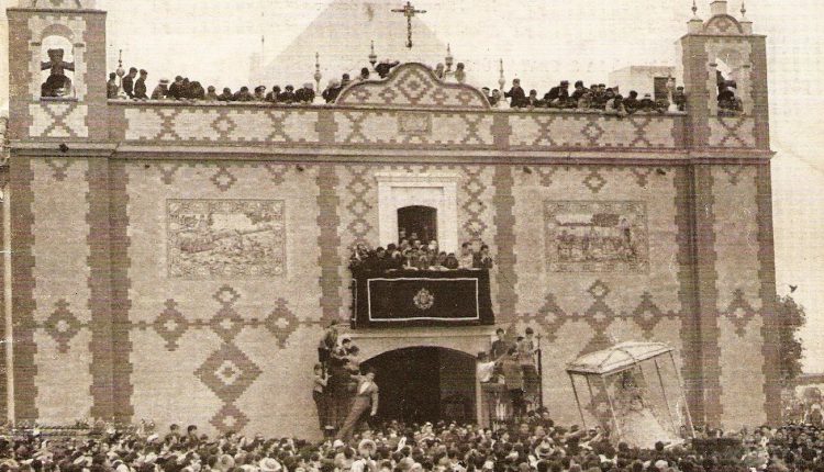 La Romería del Rocío de 1959 – Foto de la Salida de la Virgen de la Ermita construida en 1758