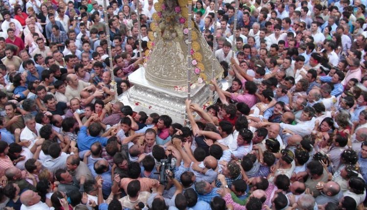 Procesión de la Virgen el lunes 21 de mayo  de 2018