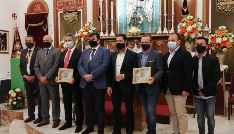 Juan González y Cantares de Huelva reviven el Rocío soñado en la noche de la Salve de Emigrantes