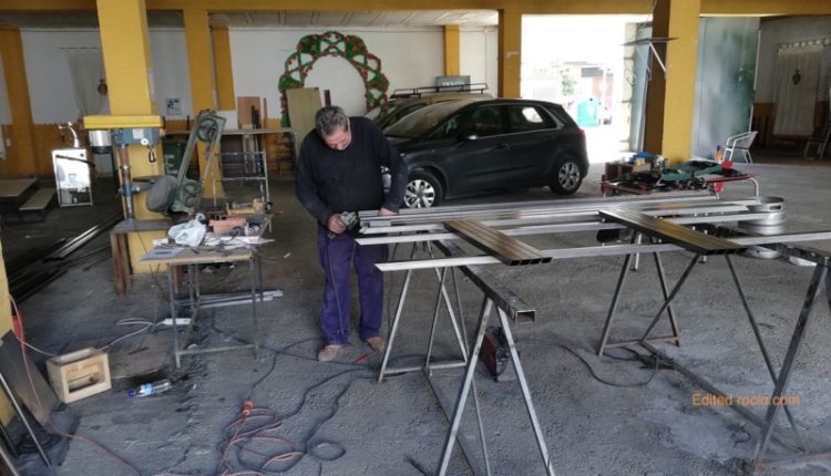 Emigrantes continúa trabajando para terminar su casa de hermandad en el paseo de La Glorieta