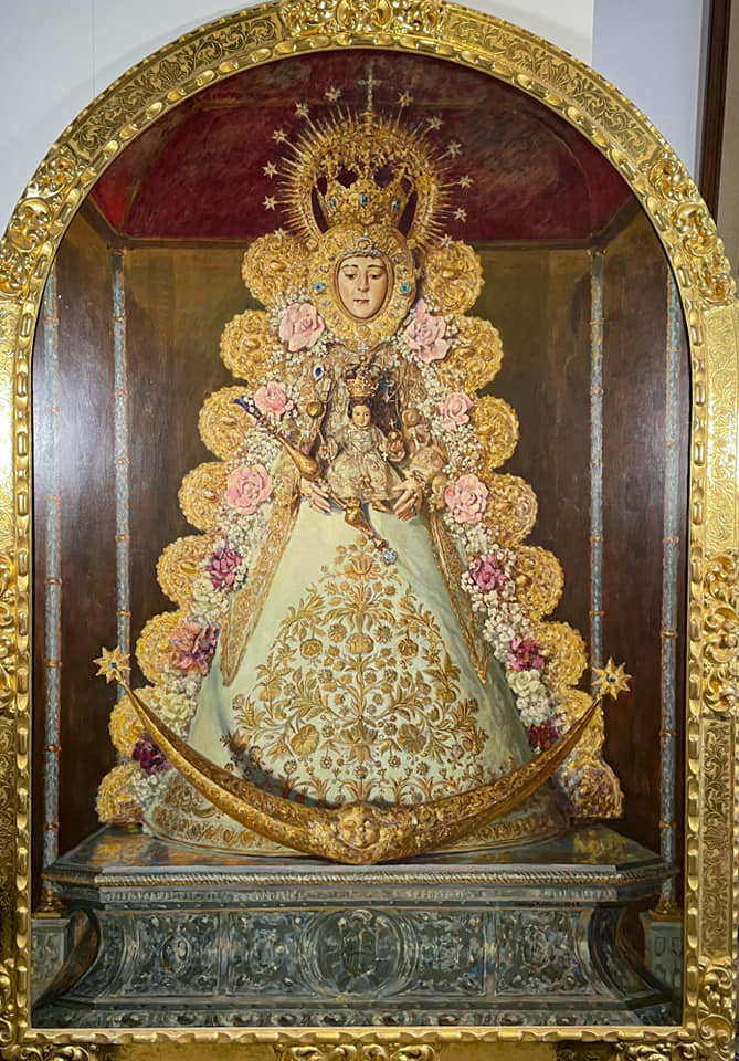 Las mejores imágenes de la Virgen del Rocío tras su restauración