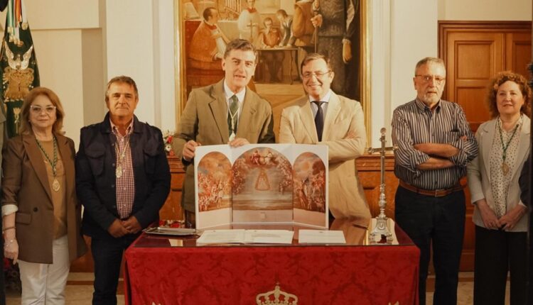 DECORACIÓN ORNAMENTAL DE LA CAPILLA DE LAS ANDAS DE LA VIRGEN EN EL SANTUARIO DEL ROCÍO